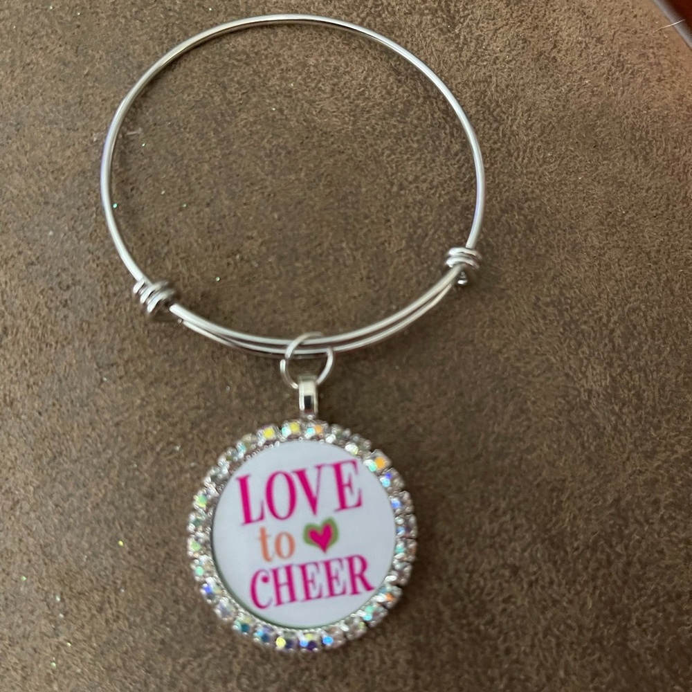 Love to cheer bracelet
